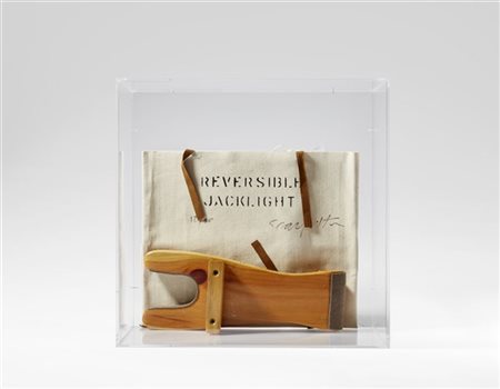 Salvatore Scarpitta "Reversible Jacklight" 1989
legno, feltro e tela
legno: 33x1