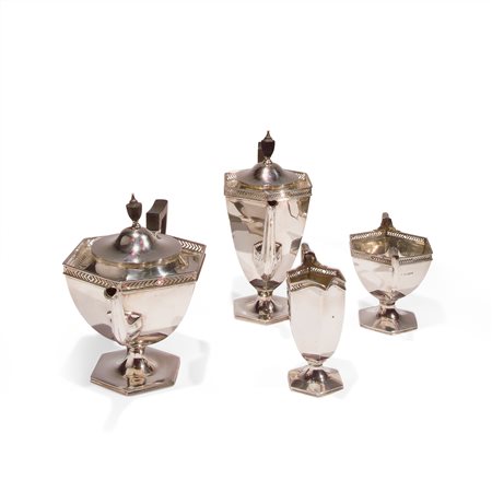 Servizio da the e caffè in argento, Inghilterra XIX secolo