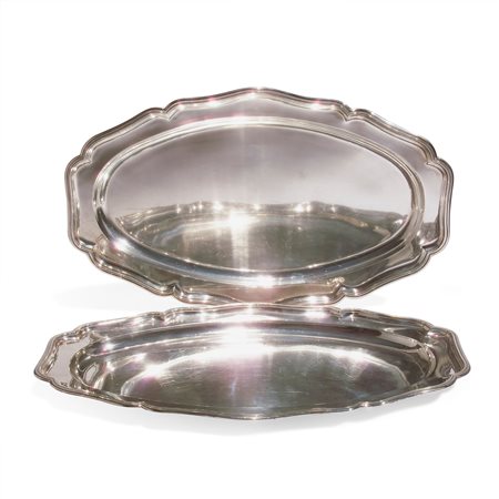 Coppia di vassoi in argento, San Pietroburgo 1859