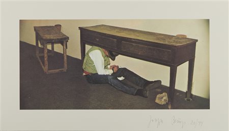 BEUYS JOSEPH (1921 - 1986) - Terremoto in palazzo.