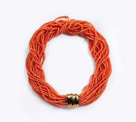  
Torchon in corallo rosa e oro 
 Lunghezza cm 40