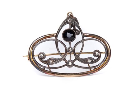  
Spilla pendente antica, XIX secolo, in oro e argento 
 cm 4,5x4