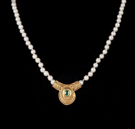  
Collana di perle giapponesi 
 perle mm 5 - lunghezza cm 48