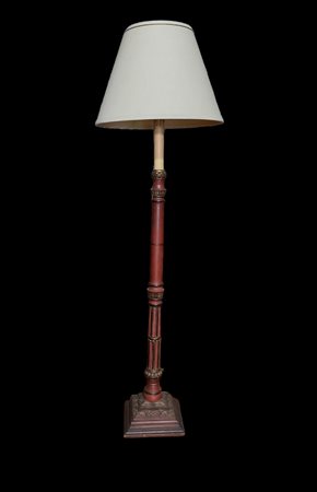 Lampada da terra in legno intagliato e laccato h.cm.170