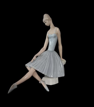 Lladrò - Ballerina - Porcellana policroma h.cm.35 - marchio alla base