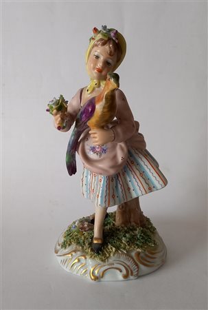 Figura femminile - porcellana policroma h. cm.15 - marchio con N coronata -...