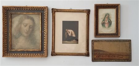Tre cornici in legno intagliato e dorato ed una riproduzione su cartoncino...
