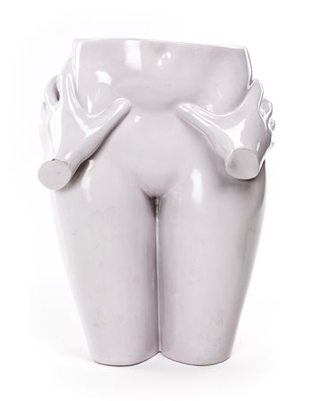 Gianni Pisani (Napoli, 1935 - Napoli, 2022) La bambola di G.P. 1968 Scultura...