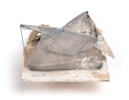 Mimmo Paladino (Paduli, 1948 - ) Zelt 2000 Scultura in rete metallica e gesso...
