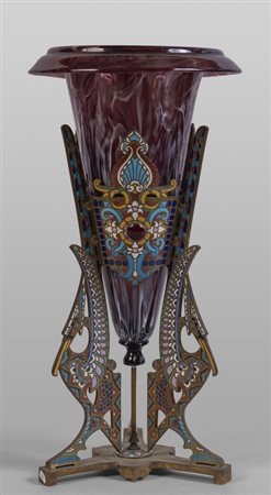 Vaso in vetro, base in bronzo cloisonnè, Francia 
