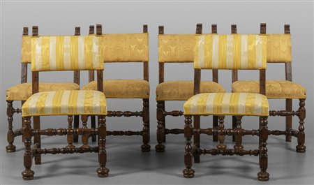 Sei sedie a rocchetto in noce ricoperte in stoffa 