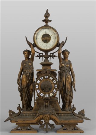 Grande orologio in metallo dorato, sec. 