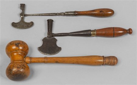 Tre spacca zucchero di cui uno in legno di bosso 