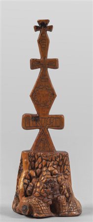 Croce valdese in legno di bosso con i segni della 