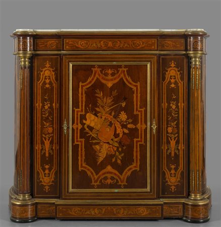 Credenza Napoleone III riccamente intarsiata a 