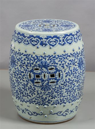 Sgabello in porcellana bianca e blu, Cina 