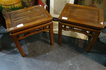Due tavolini in legno, Cina 