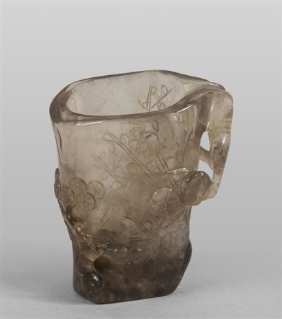 Bicchiere in cristallo di rocca decorato a rami e 