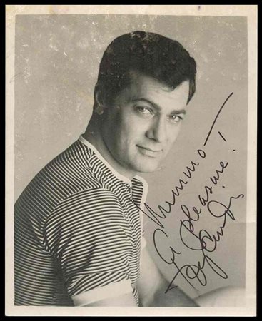 Curtis, Tony (New York, 3 giugno 1925 – Henderson, 29 settembre 2010)
Foto autografata