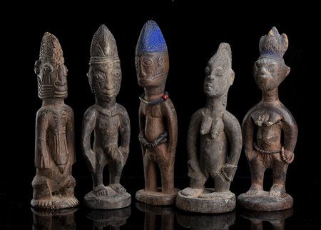 CINQUE SCULTURE ‘IBEJI’ IN LEGNO