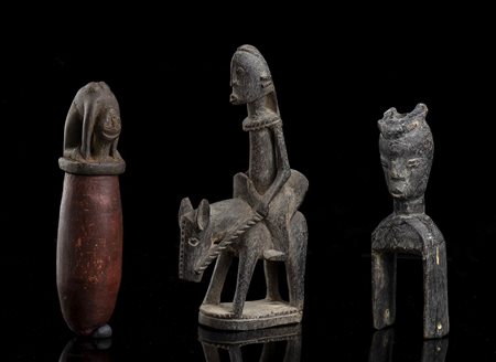 TRE OGGETTI IN LEGNO