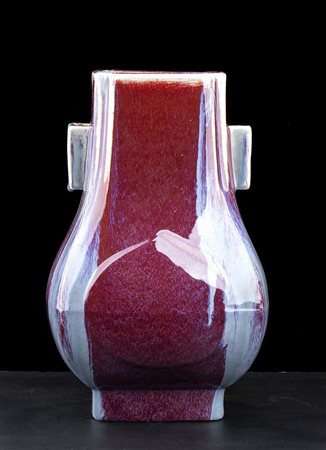 VASO HU IN PORCELLANA CON INVETRIATURA FLAMBÉ
