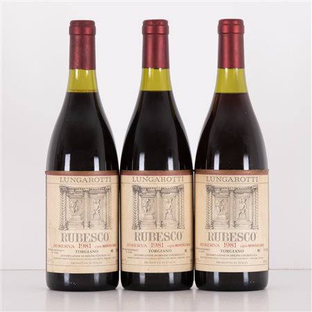  
Lotto di 3 bottiglie Rubesco riserva Lungarotti 1981
 