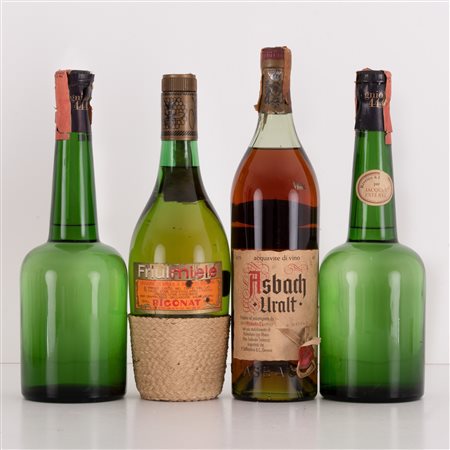  
Lotto di 4 bottiglie 
 