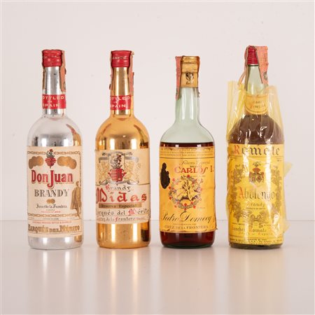 
Lotto di 4 bottiglie Brandy 
 