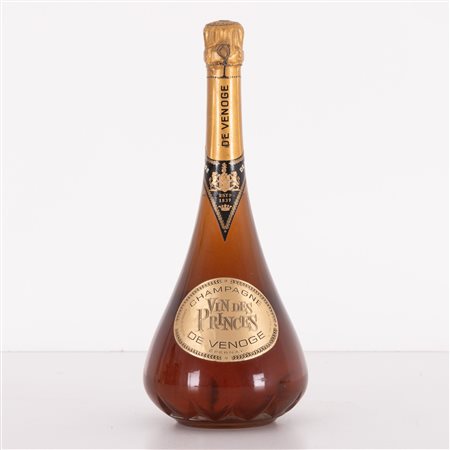  
Lotto di 1 bottiglia Champagne De Venoge Vin des Princes 
 