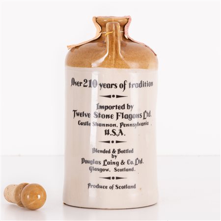  
Usquaebach Blended Schotch Whiskey 
 