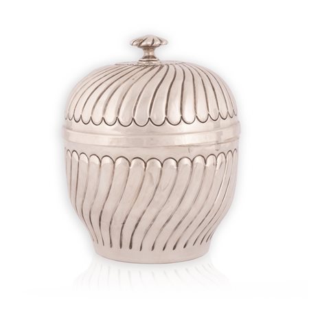 Scatola porta bon bon con coperchio in argento 925