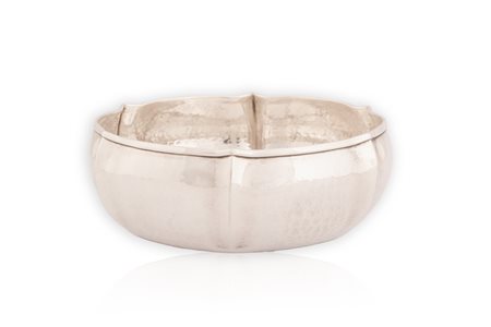 Ciotola in argento con particolare lavorazione a sei punte