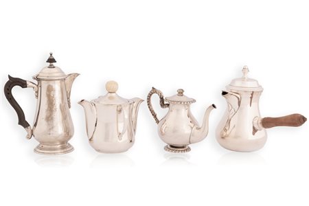 Lotto Sheffield composto da cioccolatiera e tre caffettiere