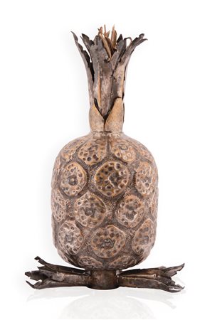 Bottiglia in metallo argentato a forma di ananas