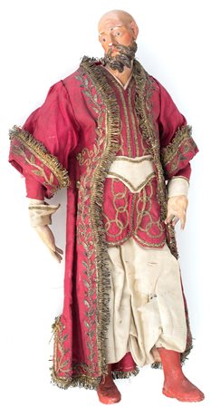 Re Mago - Gaspare con casacca e mantello rossi con ricami e gallonatura...