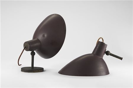 Vittoriano Viganò Lotto di due lampade da parete con riflettore modello "2". Pro