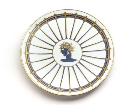 Gio Ponti "Mea Lesbia"
Piatto della serie "La passeggiata archeologica". Manifat