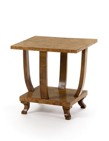 Tavolino Déco. Italia, anni '20/'30. Legno massello e impiallacciato in radica.