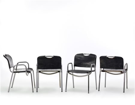 Achille Castiglioni Quattro sedie modello "Castiglia". Produzione Zanotta, Itali