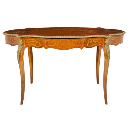 TAVOLO da centro sagomato