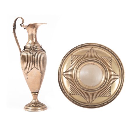 VERSATOIO CON PIATTO in argento