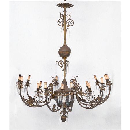 LAMPADARIO in ottone brunito