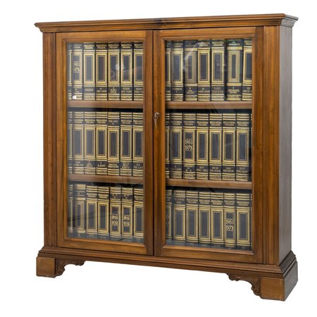 LIBRERIA CON ENCICLOPEDIA