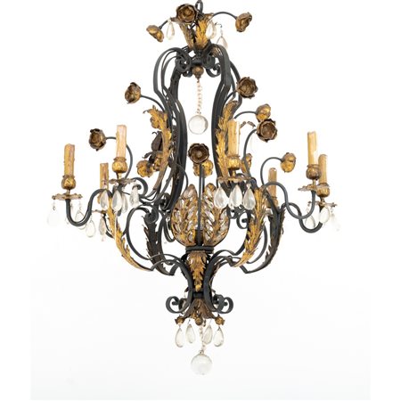 LAMPADARIO a nove luci in ferro