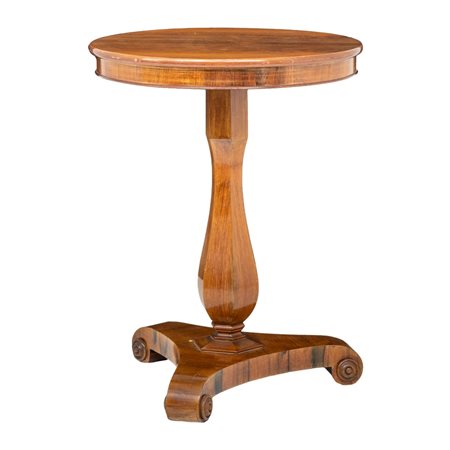 TAVOLINO di gusto Vittoriano