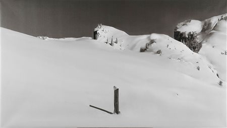 Abbas Gharib, Snow, nature and manmade composition, dalla serie “Snow-white photo collection”, 2019