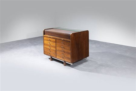 GIANFRANCO FRATTINI<BR>Scrittoio mod. 804