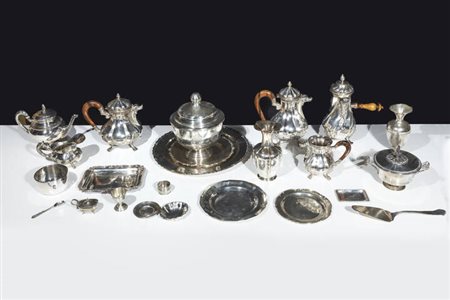 LOTTO DI  24 OGGETTI IN ARGENTO