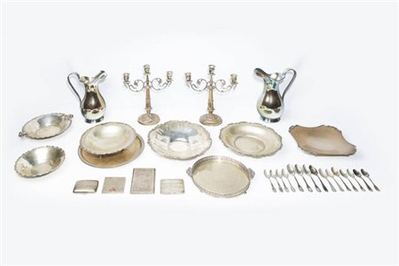 LOTTO DI 31 OGGETTI IN ARGENTO